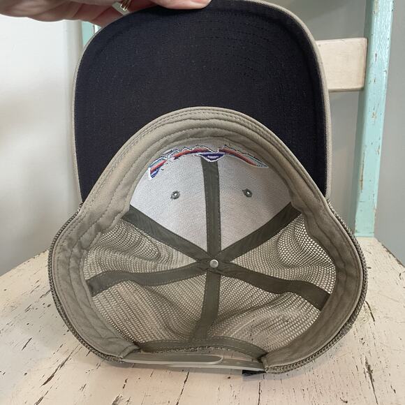 Patagonia Fitz Roy Trout Trucker Hat Cap Mesh Snap Back Tan Embroidered Fish - Picture 5 of 7